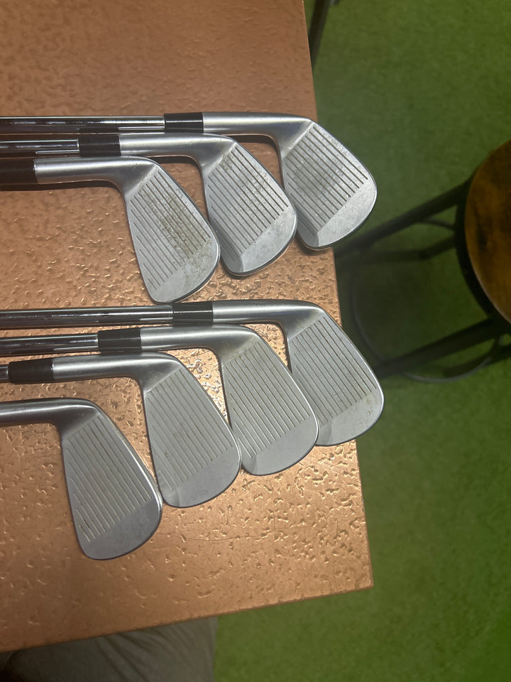 Demo TaylorMade P7MB Iron Set with Steel Shafts- 3-9