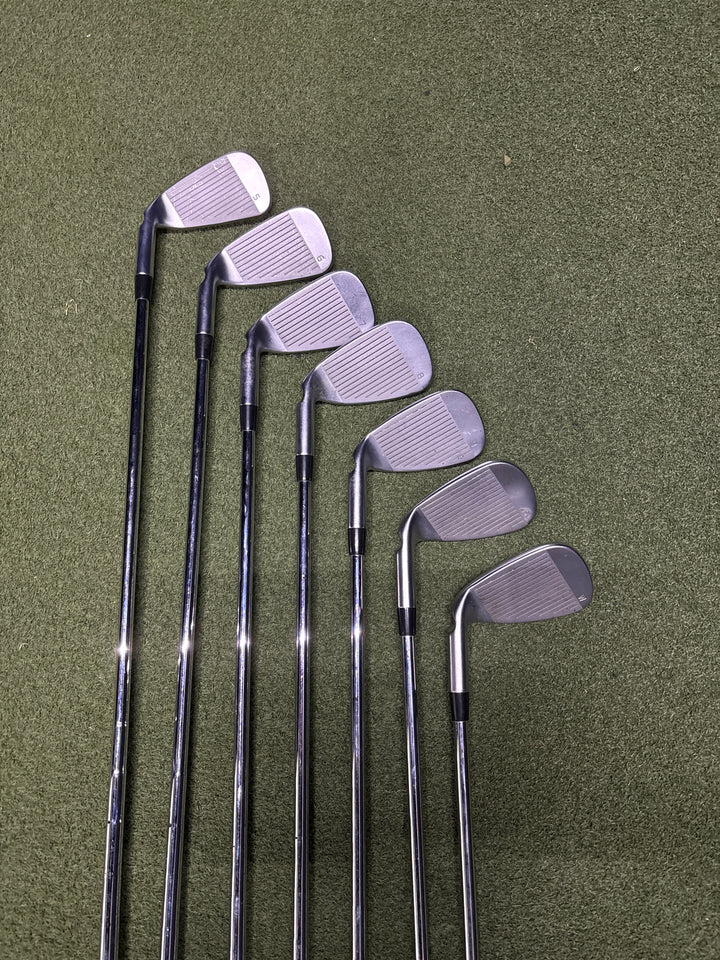 Demo Right Hand Ping G430 Irons 5-GW Steel Regular Shaft