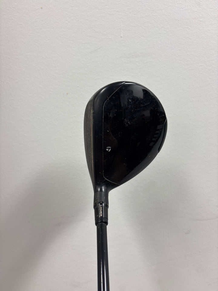 DEMO TaylorMade Stealth 2 PLUS Fairway - Right Hand- 18°- HZRDUS Smoke Red 65g Reg