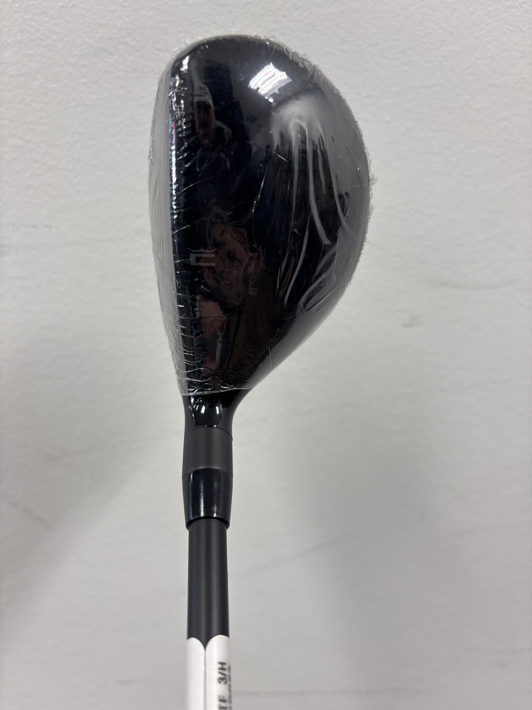 Demo Cobra Aerojet Hybrid- Right Hand- 19.0- KBS PGI 85g Stiff