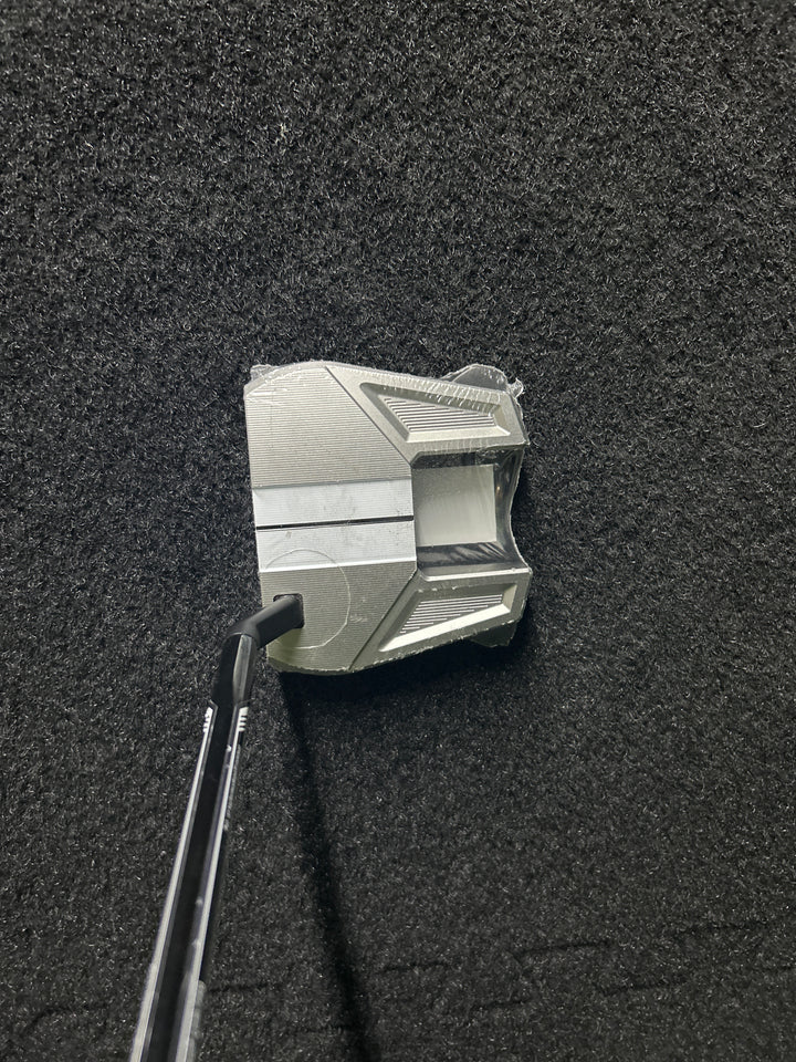 Demo TaylorMade GT Max Slant Neck Putter- Right Hand- 34"