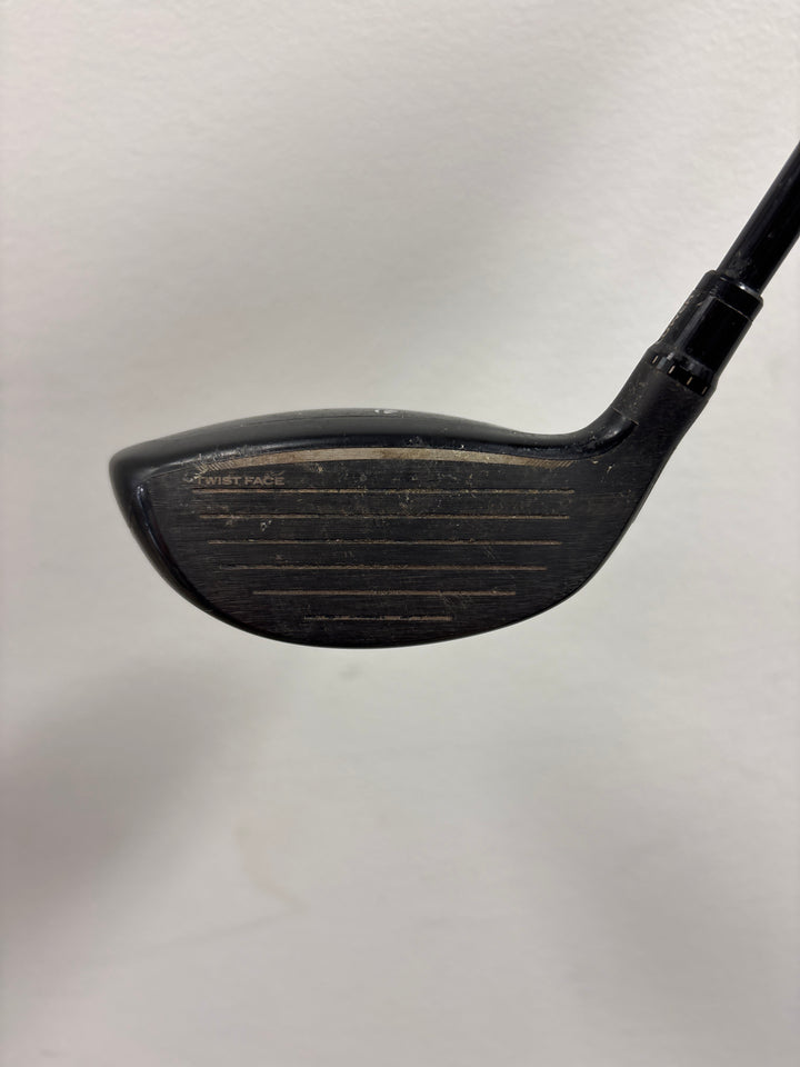 DEMO TaylorMade Stealth 2 PLUS Fairway - Right Hand- 18°- HZRDUS Smoke Red 65g Reg