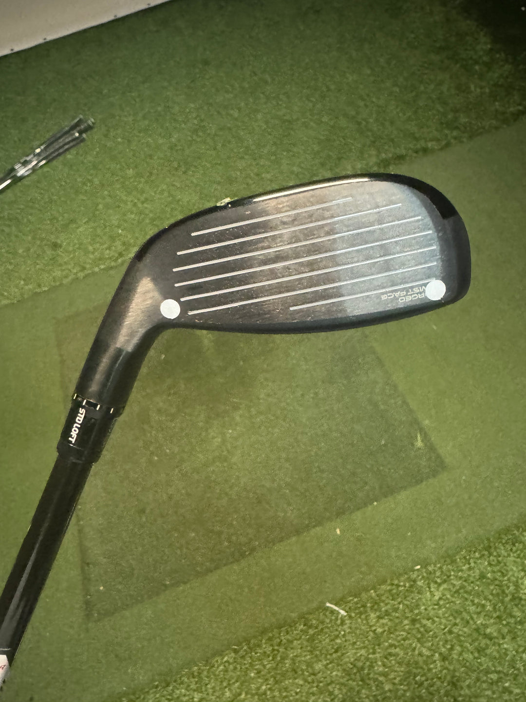 Demo TaylorMade Qi10 Tour Rescue- Right Hand- 4-22 Degree-HZRDUS Red 5.5 Regular Flex